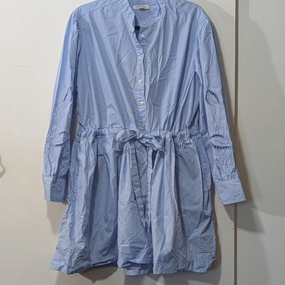 FREE ASSEMBLY baby blue dress with design cutouts on sleeve - Picture 2 of 7